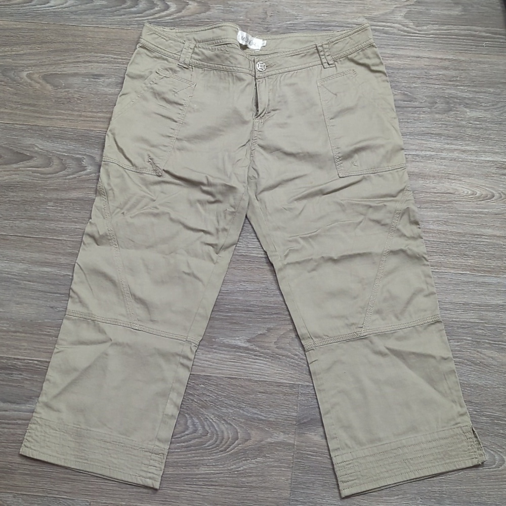 ❤️5/$25 CALL EUC Mur Mur Capri Khaki Pants